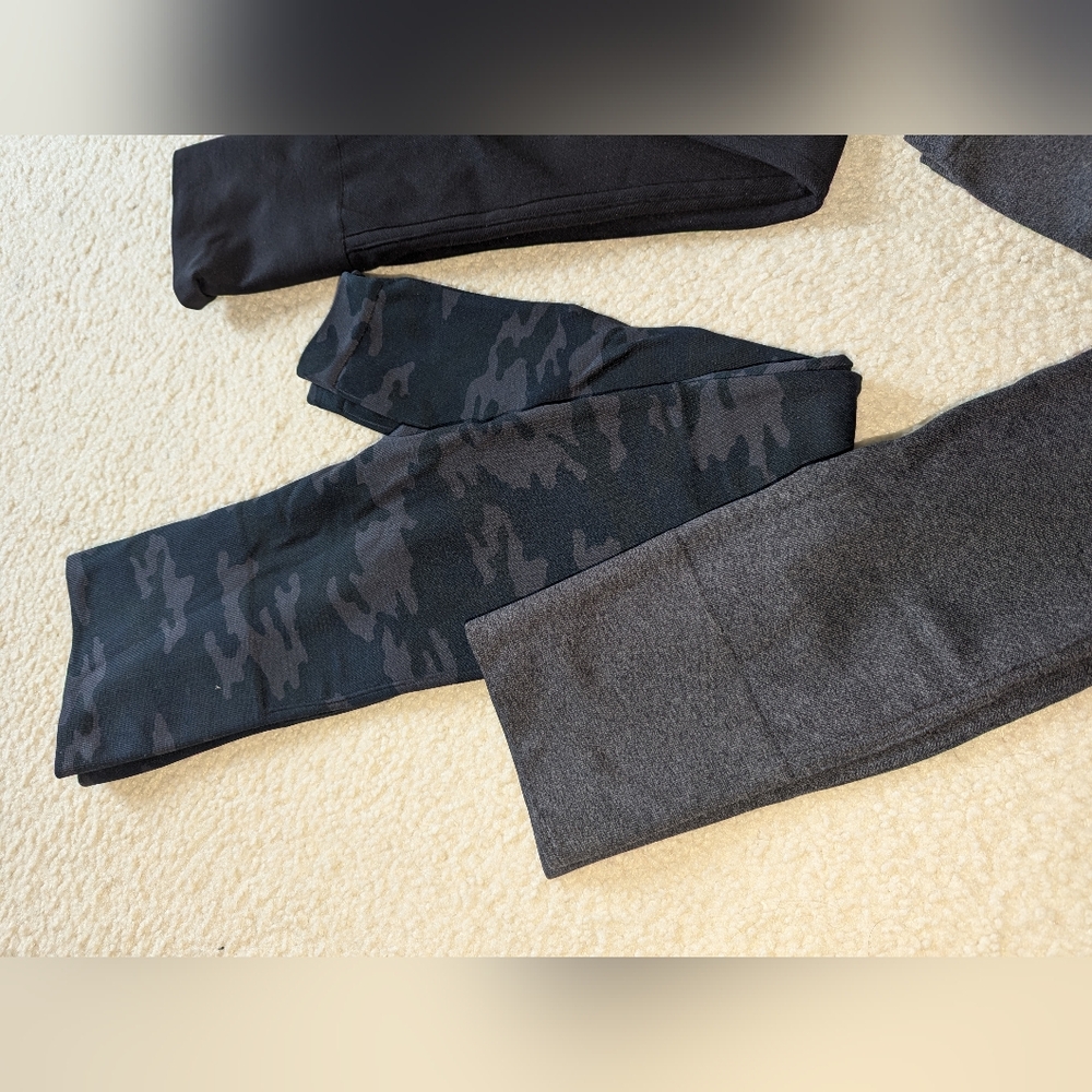 Spanx Leggings Gray Black Bundle - image 4